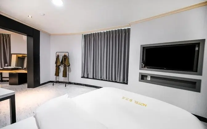 Oda (VIP (Double Beds Netflix available))