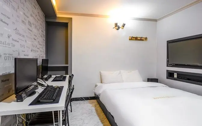 Oda (VIP (Double Beds Netflix available))