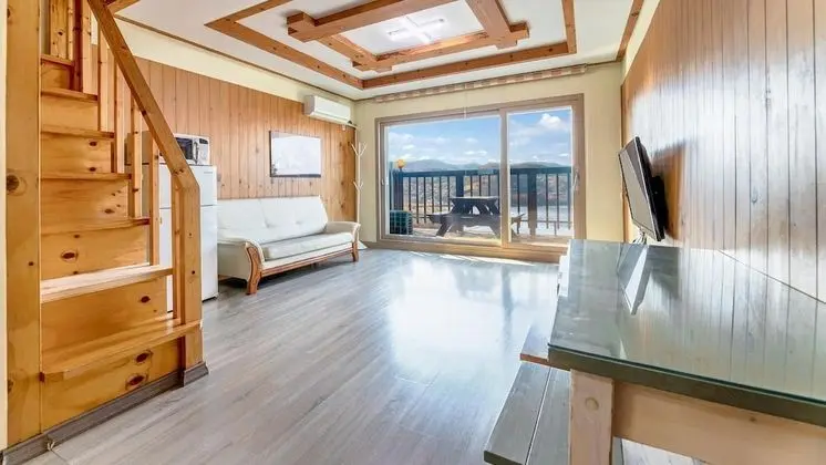 Basic Oda, 1 Yatak Odası (CocoMelon)