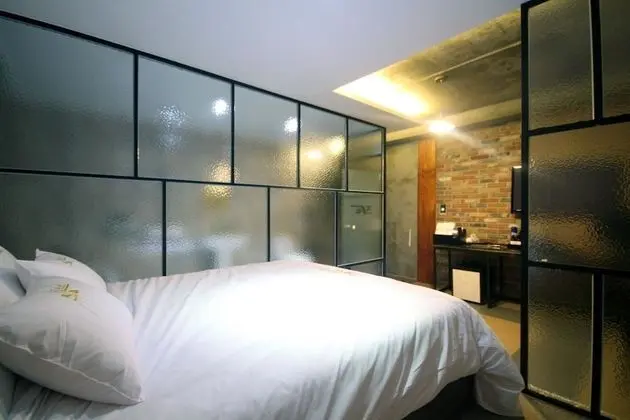 Oda (Special Room)
