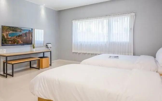 Oda (Room 105 (Twin))