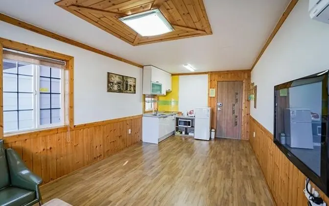 Oda (Hyangilam Room 102)