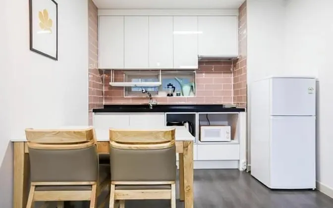 Oda (Room 101 (Ocean View))