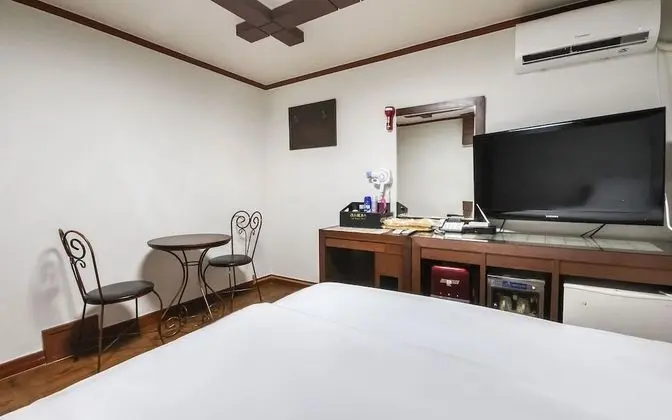 Oda (Standard Room (Air Purifier))
