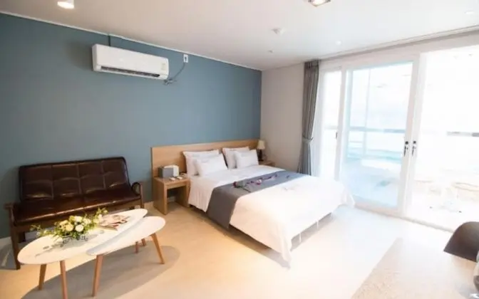 Oda (Room 301 (Ocean View))