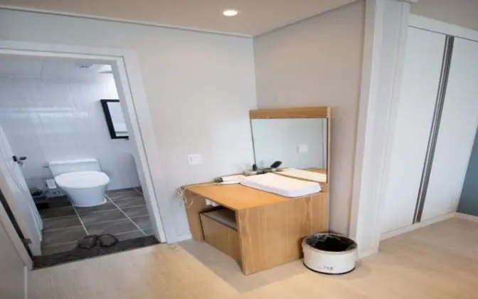 Oda (Room 301 (Ocean View))