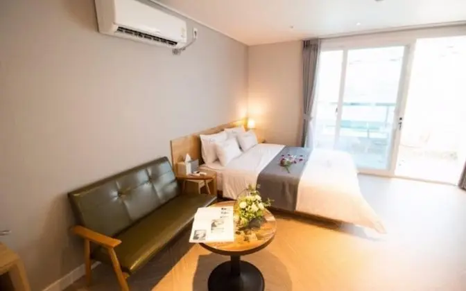 Oda (Room 303 (Ocean View))