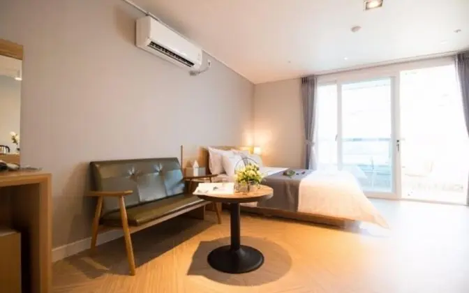 Oda (Room 303 (Ocean View))