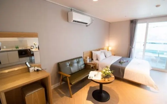 Oda (Room 303 (Ocean View))