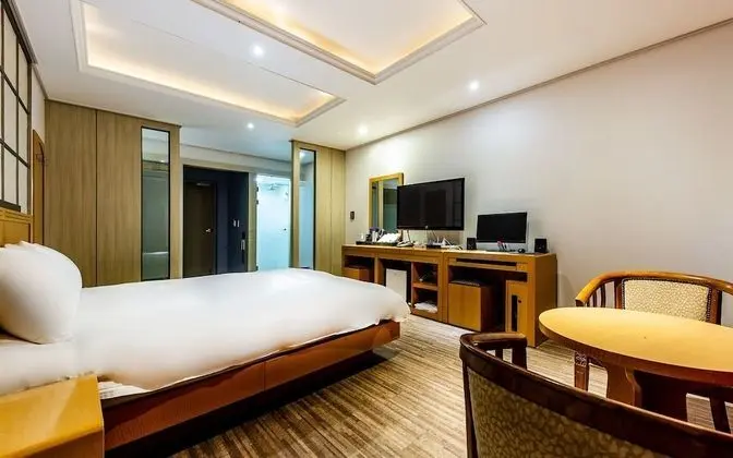 Oda (Suite Double Room)