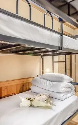 Oda (203 6 person Domitory)