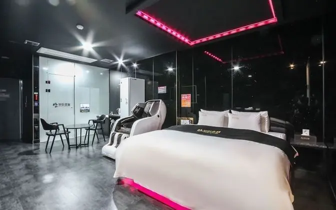 Oda (VIP Black (styler phantom massage cha)