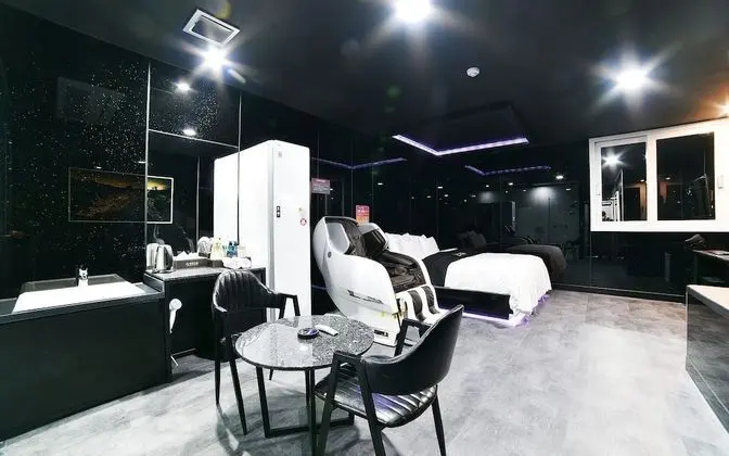 Oda (VIP Black (styler phantom massage cha)