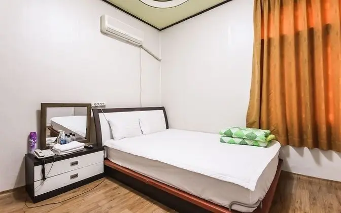 Oda (Standard Room)