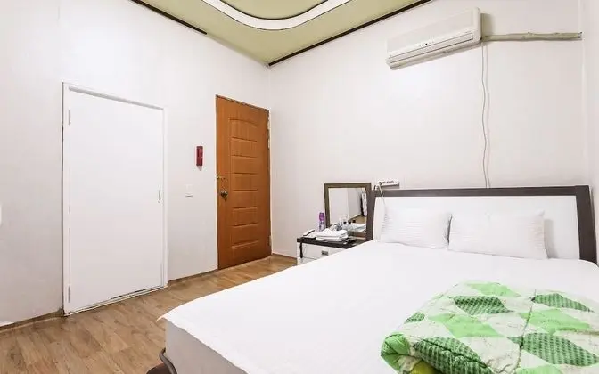 Oda (Standard Room)