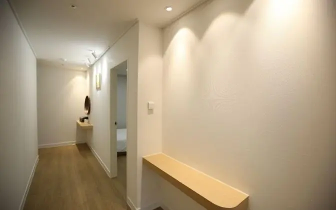 Oda (Room 401)
