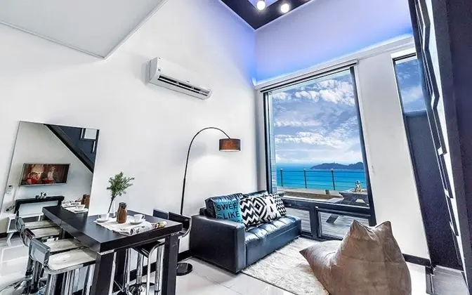Oda (Family Room 102(Duplex Ocean View))