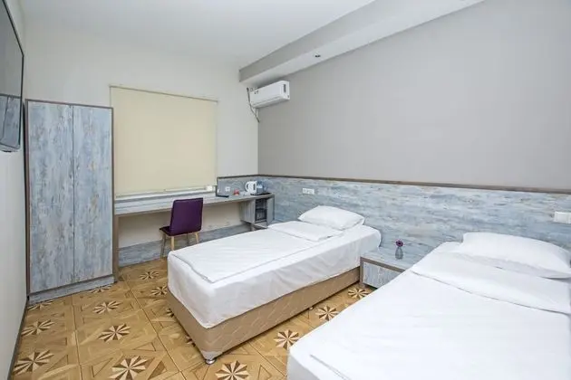 Standard Tek Büyük veya İki Ayrı Yataklı Oda