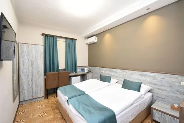 Standard Tek Büyük veya İki Ayrı Yataklı Oda