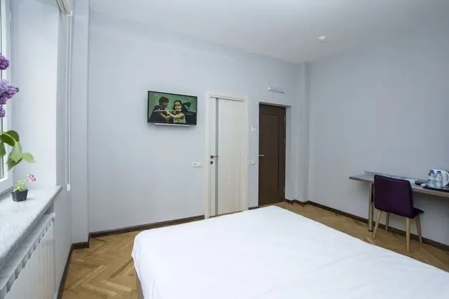 Standard Tek Büyük Yataklı Oda