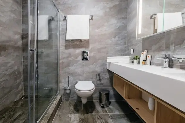 Tek Büyük veya İki Ayrı Yataklı Oda