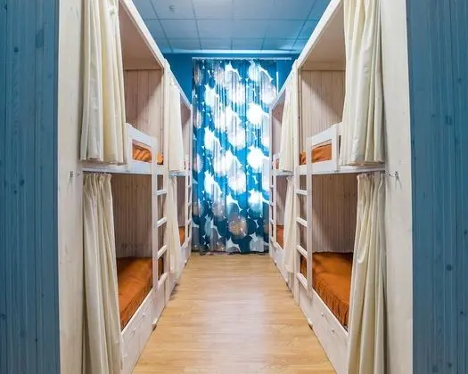 Basic Ortak Ranzalı Oda, Sadece erkekler için (8 beds)