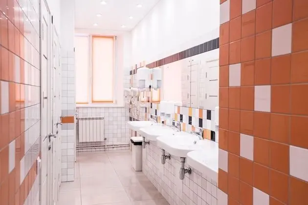 Basic Ortak Ranzalı Oda, Sadece erkekler için (8 beds)