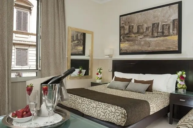 Tek Büyük veya İki Ayrı Yataklı Oda