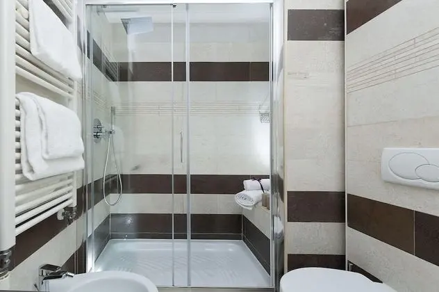 Tek Büyük veya İki Ayrı Yataklı Oda