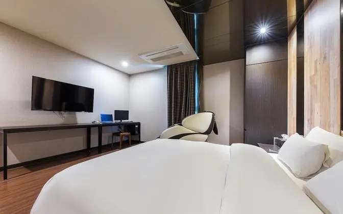 Oda (Semi-suite room)