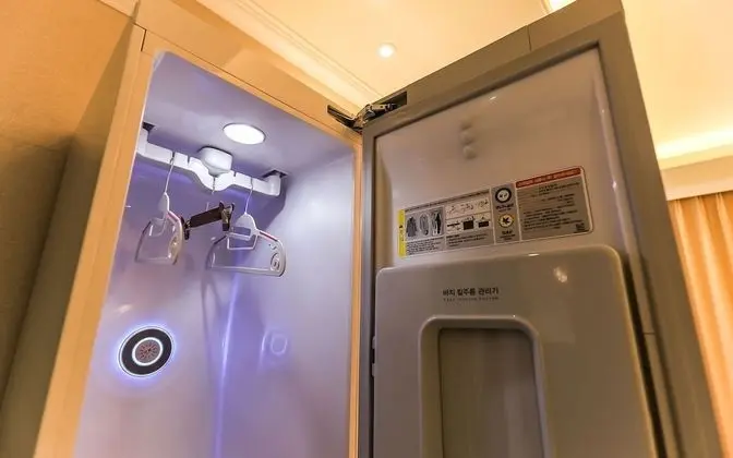 Oda (VIP (Styler Whirlpool available Netfl)