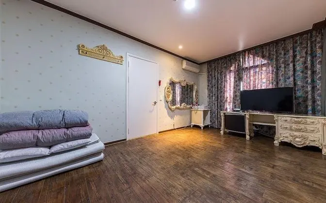 Oda (Ondol Room)