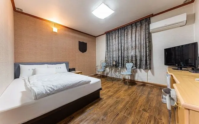Oda (Common Room)
