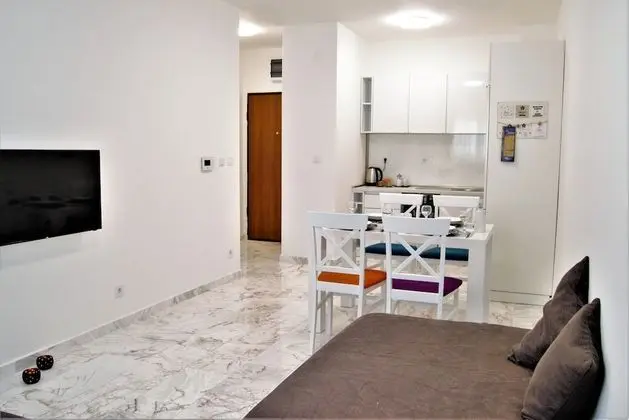 Standard Apart Daire, Şehir Manzaralı
