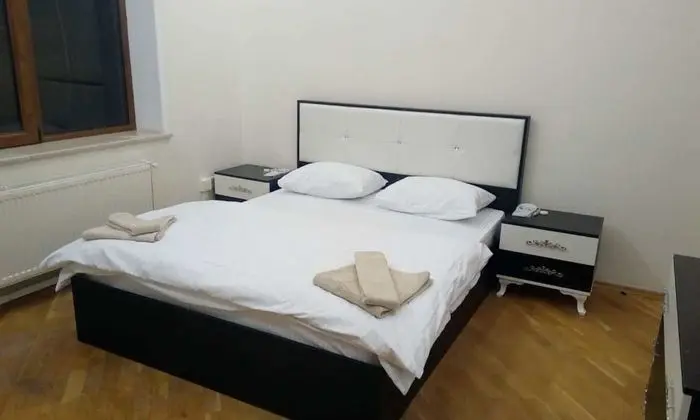 Basic Tek Büyük Yataklı Oda