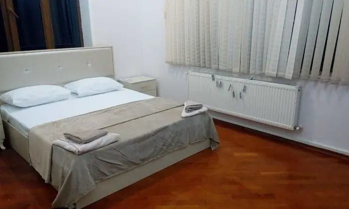 Basic Tek Büyük Yataklı Oda