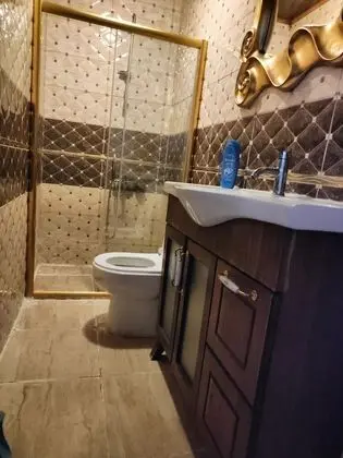Oda, 1 Büyük (Queen) Boy Yatak