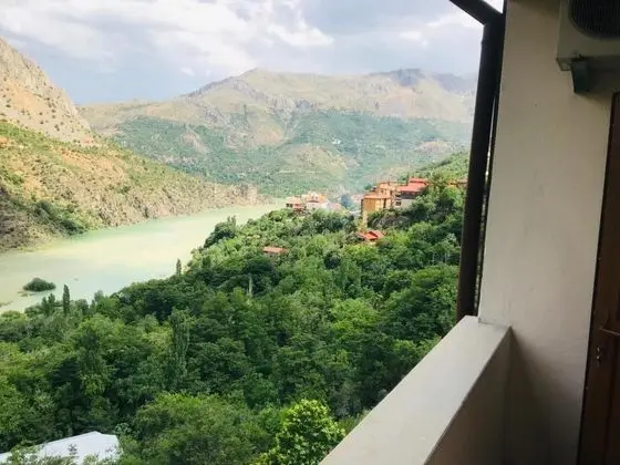 Çift Kişilik, Dağ Manzaralı, Balkonlu