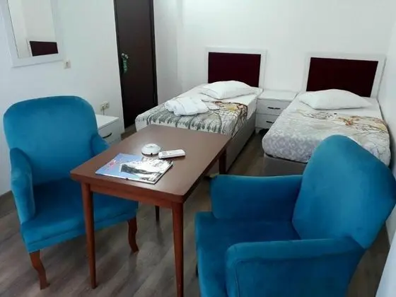 https://images.odamax.com/img/1024x768/odamax/image/upload/YE_LIRMAK_PAR_S_OTEL_202512091252133_yesilirmak_otel_paris_carsamba_carsamba_photo_16.jpg