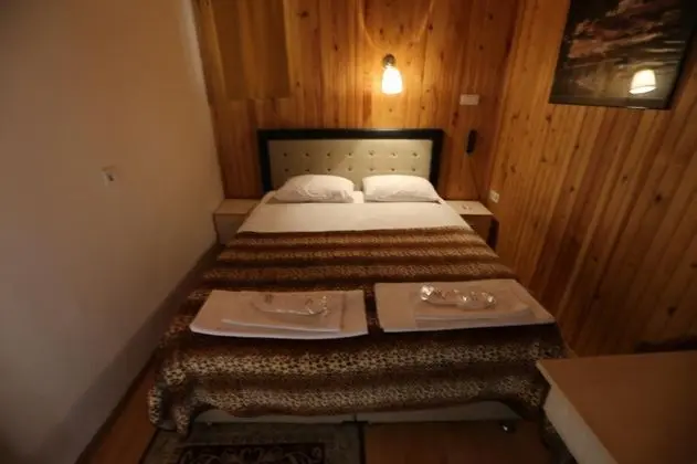 Ekonomik Oda Anex Bina, Bahçe Manzaralı