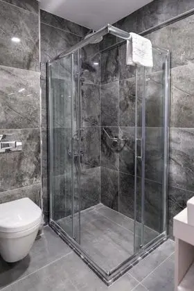Twin, Şehir Manzaralı, Balkonlu