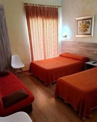 Family Dört Kişilik Oda