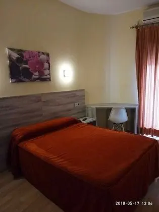 Tek Büyük Yataklı Oda, Balkon, Vadi Manzaralı