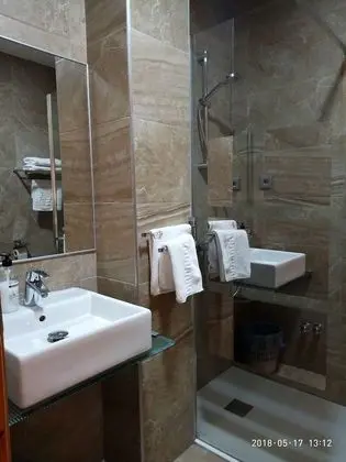 Tek Büyük Yataklı Oda, Balkon, Vadi Manzaralı