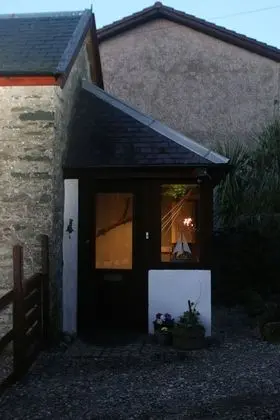 Kır Evi, 1 Tek Kişilik Yatak