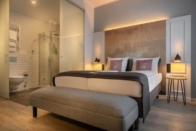 Comfort Tek Büyük Yataklı Oda