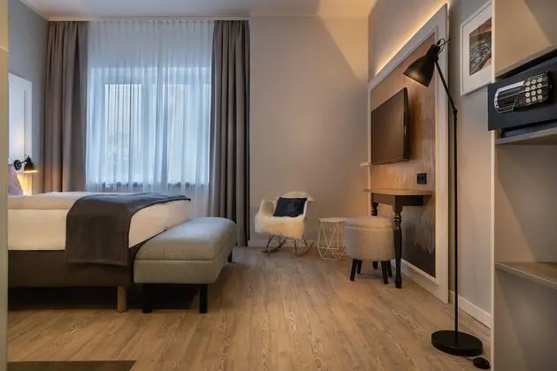 Comfort Tek Büyük Yataklı Oda