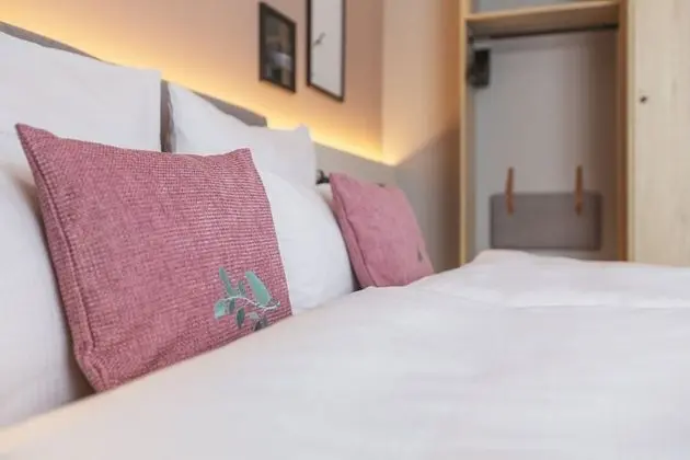 Comfort Büyük Yataklı Tek Kişilik Oda