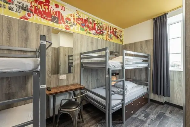 Bed in 4-Bed Mixed Ensuite Dormitory
