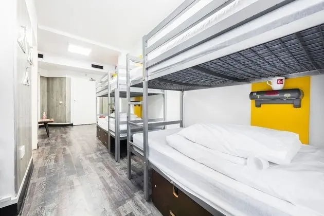 Oda (6 Bed Suite)